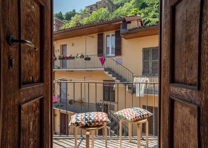 Apartman Guesthost - Renovated Como